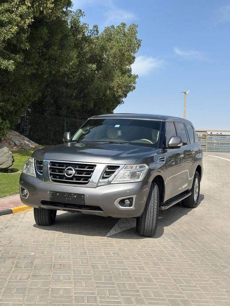 2018 Nissan Patrol thumbnail 4