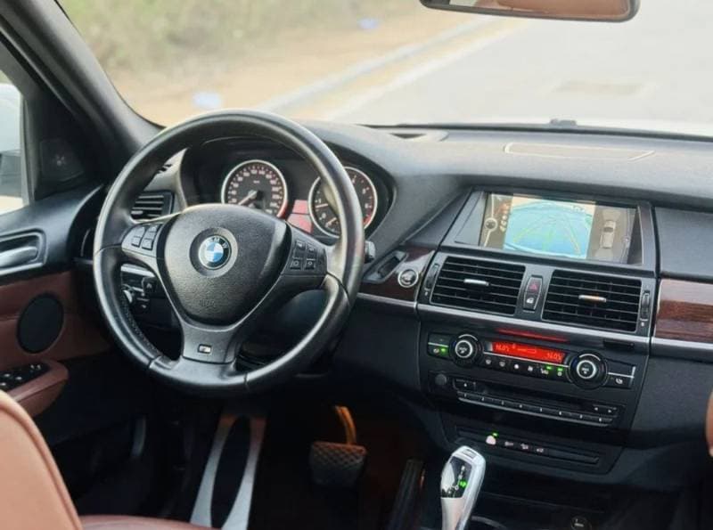 2011 BMW X5 thumbnail 3