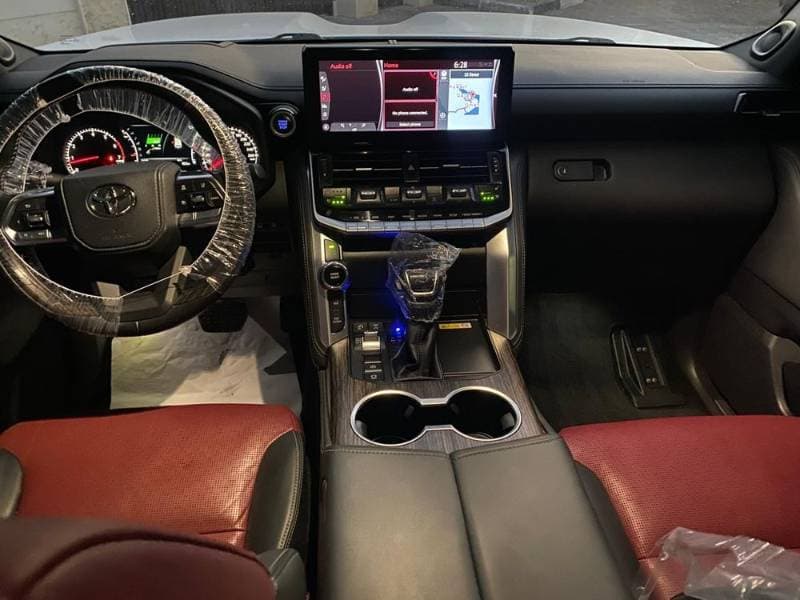 2022 Toyota Land Cruiser thumbnail 5