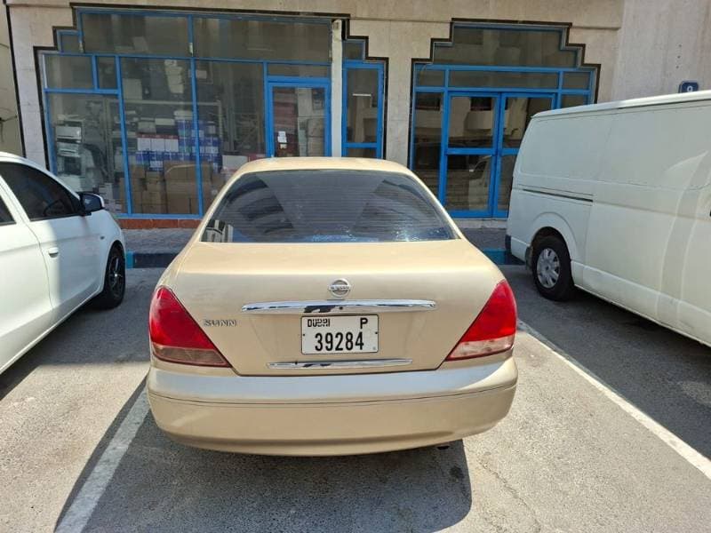 2004 Nissan Sunny thumbnail 2