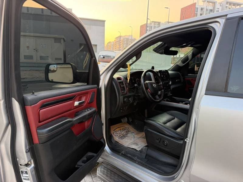 2023 RAM 1500 thumbnail 3