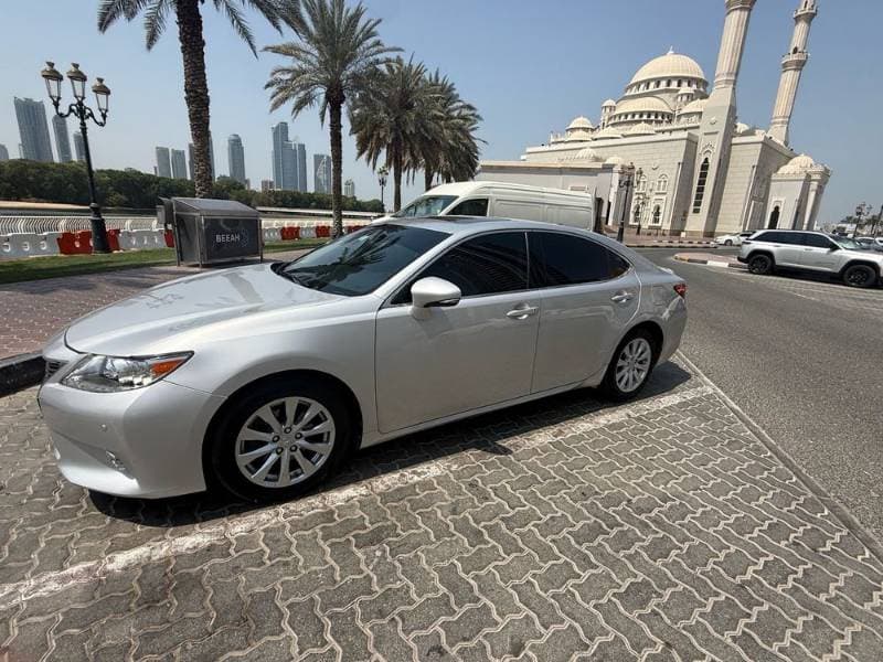 2015 Lexus ES 350 thumbnail 2