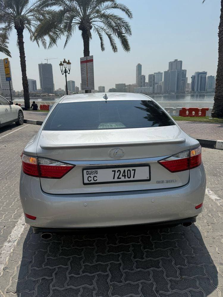 2015 Lexus ES 350 thumbnail 3