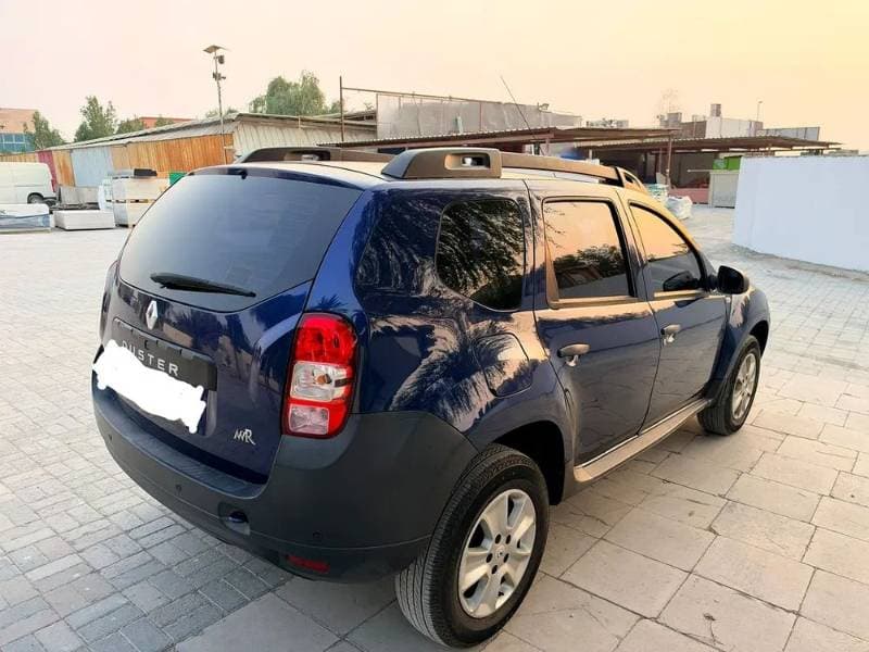 2016 Renault Duster thumbnail 3