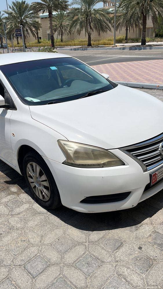 2013 Nissan Sentra thumbnail 2