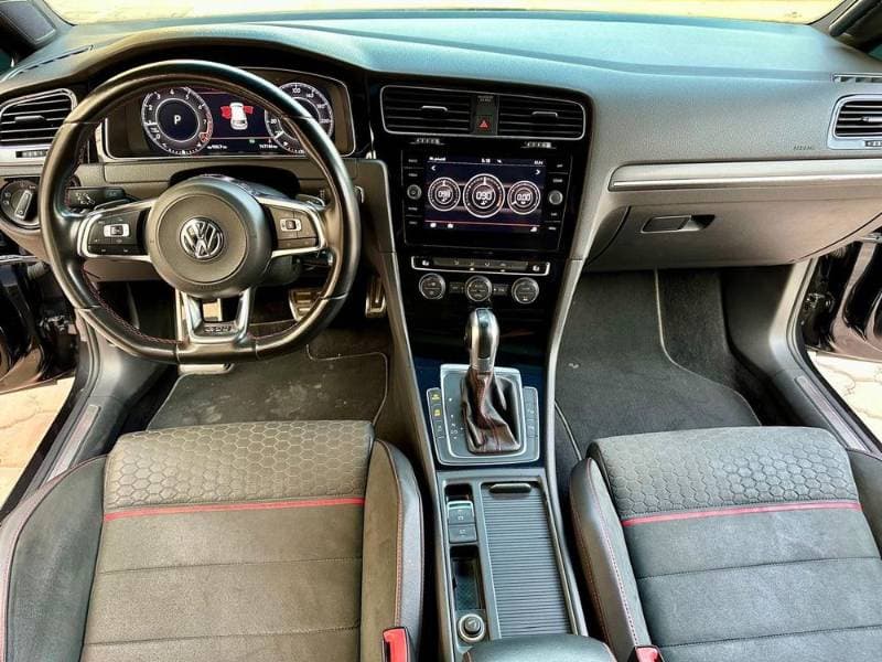 2019 Volkswagen GTI thumbnail 5