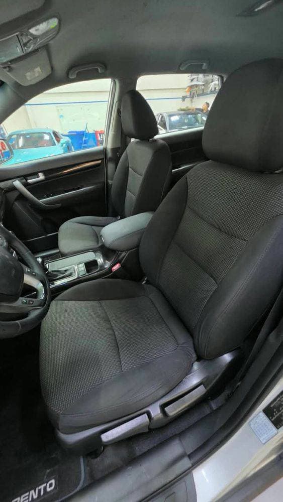 2015 Kia Sorento thumbnail 5