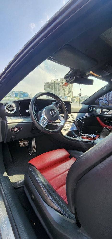 2019 Mercedes-Benz E-Class thumbnail 3