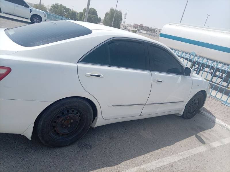 2008 Toyota Camry thumbnail 2