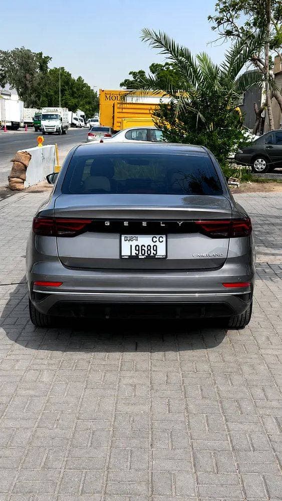 2024 Geely Emgrand GS thumbnail 2