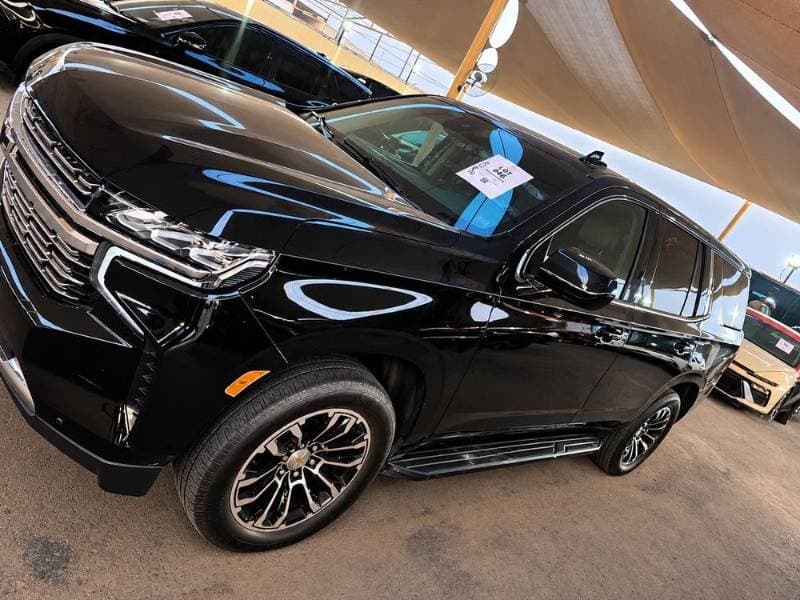 2023 Chevrolet Tahoe thumbnail 3
