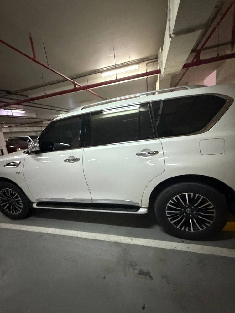 2024 Nissan Patrol thumbnail 4