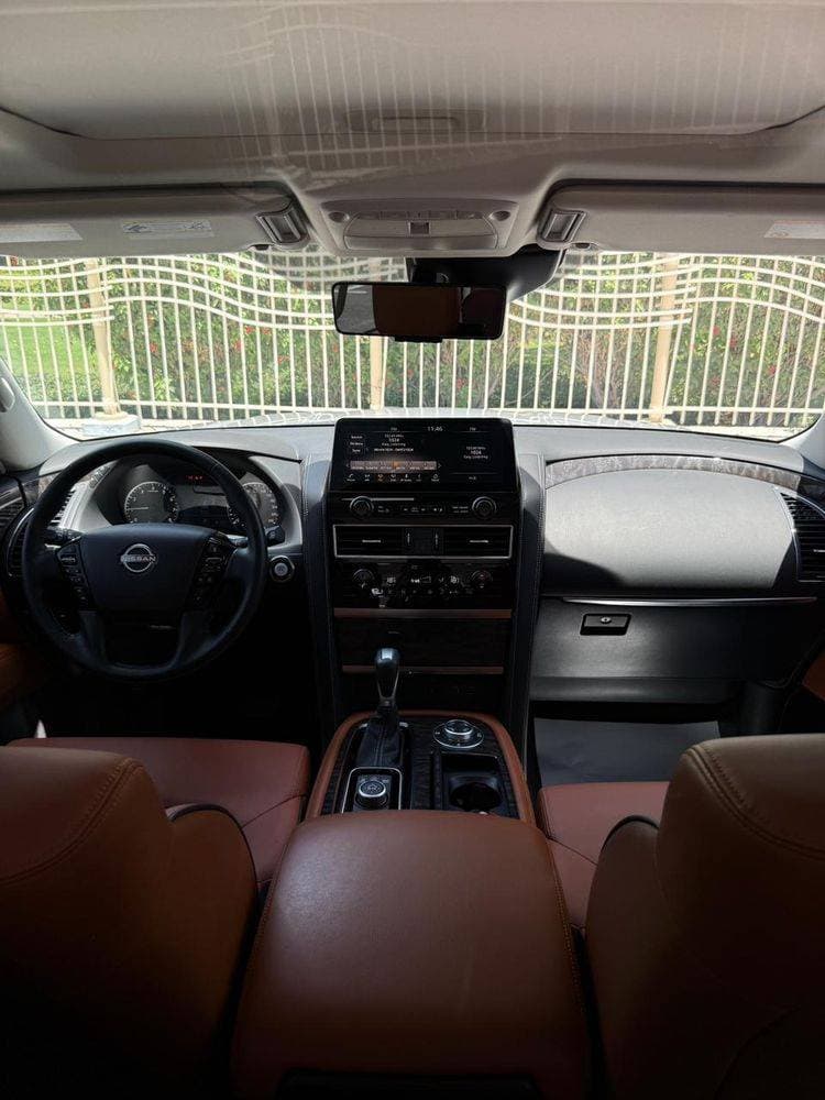 2024 Nissan Patrol thumbnail 4