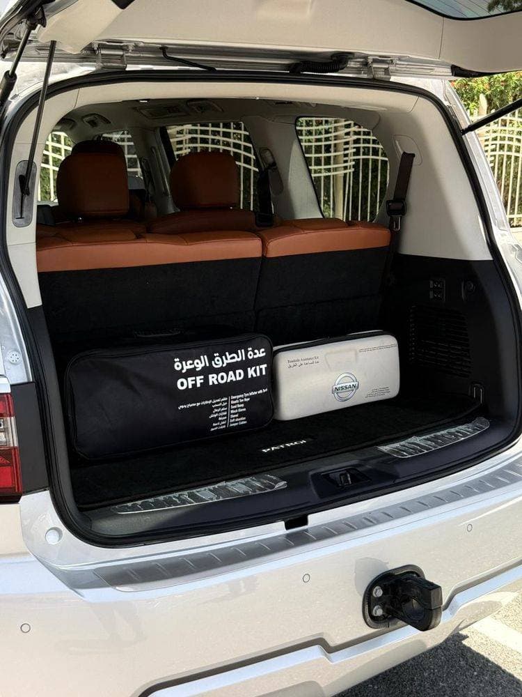 2024 Nissan Patrol thumbnail 5
