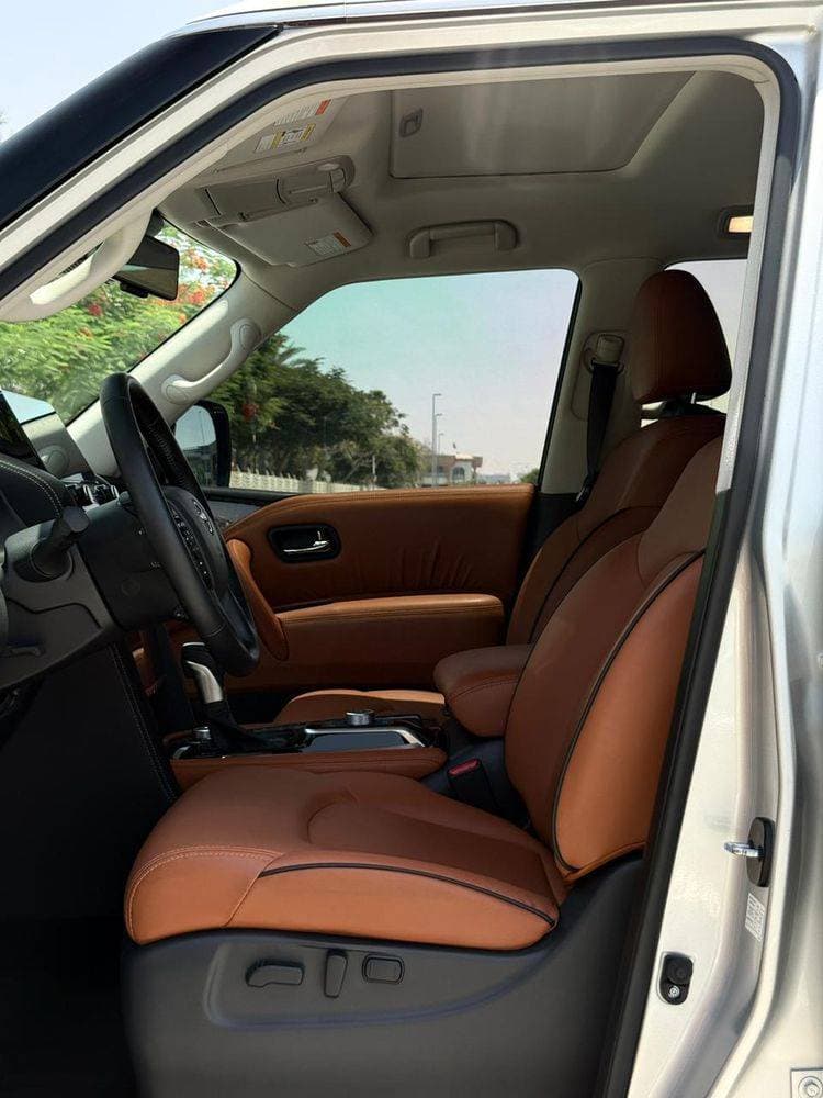 2024 Nissan Patrol thumbnail 3