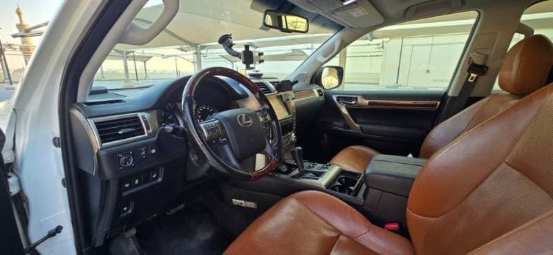 2015 Lexus GX 460 thumbnail 4