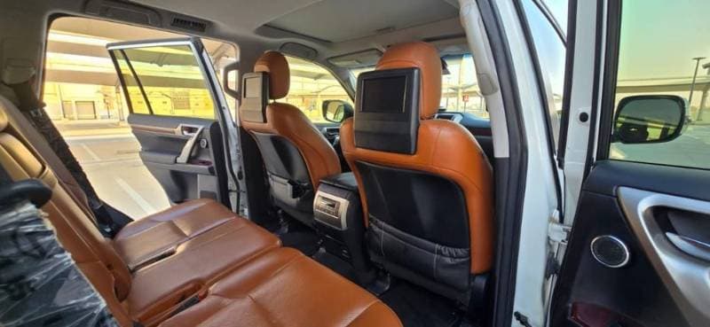2015 Lexus GX 460 thumbnail 5