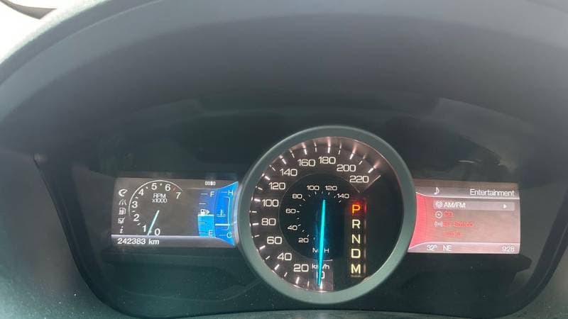 2012 Ford Explorer thumbnail 3