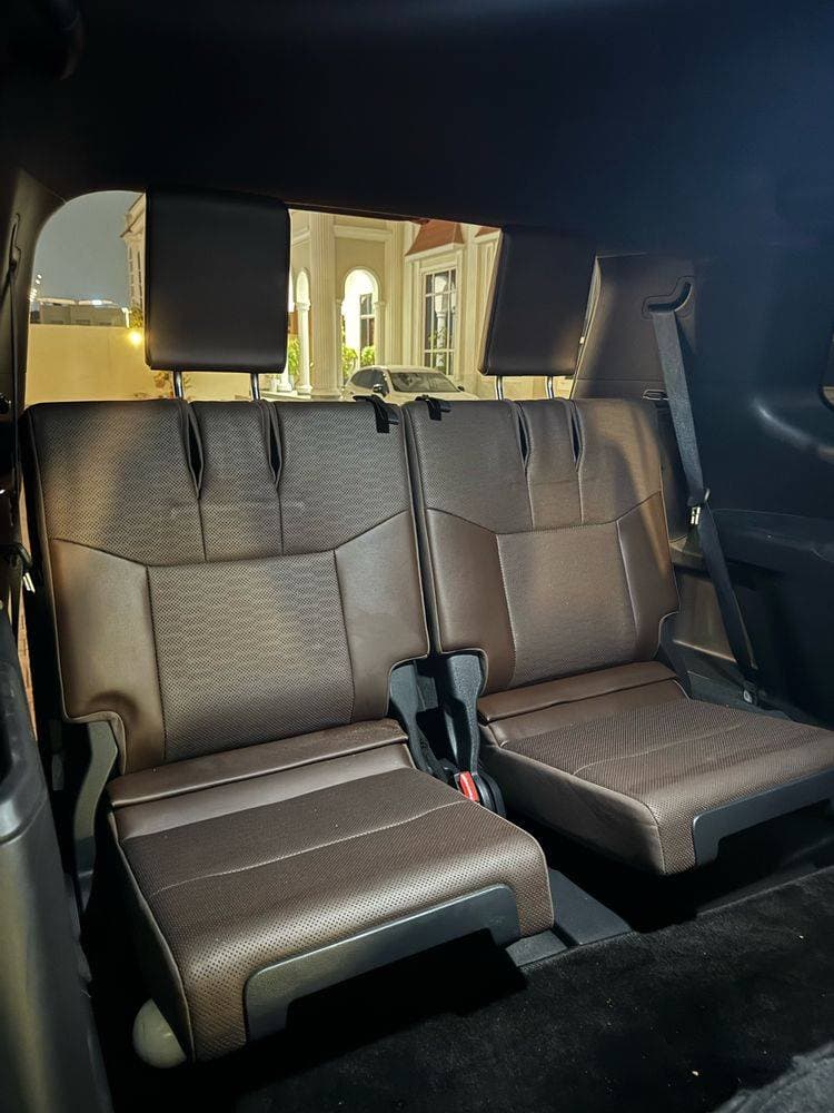2024 Toyota Land Cruiser Prado thumbnail 5