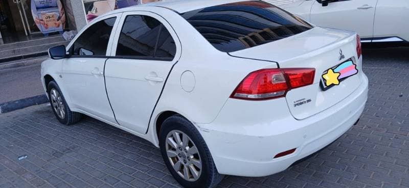 2014 Mitsubishi Lancer EX thumbnail 3