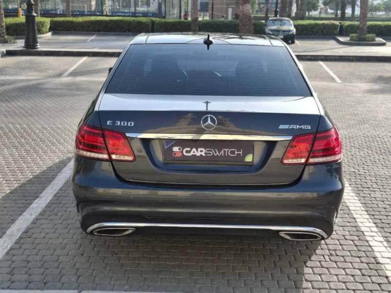 2014 Mercedes-Benz E-Class Saloon thumbnail 6