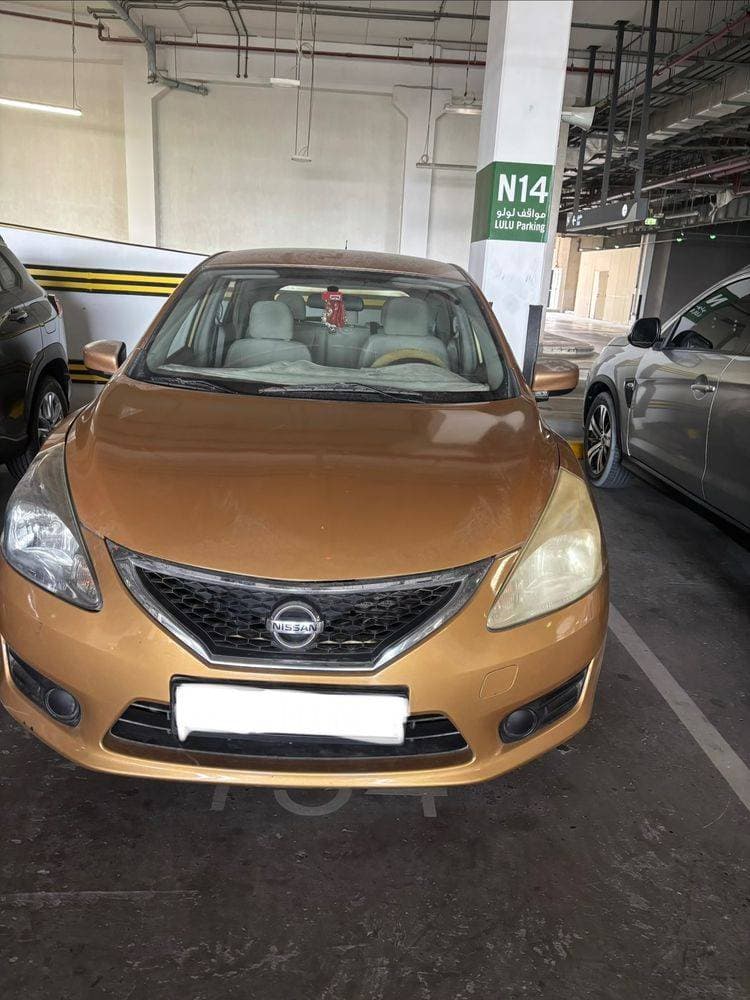 2015 Nissan Tiida