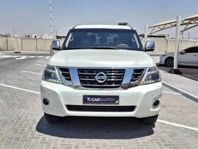 2017 Nissan Patrol thumbnail 2