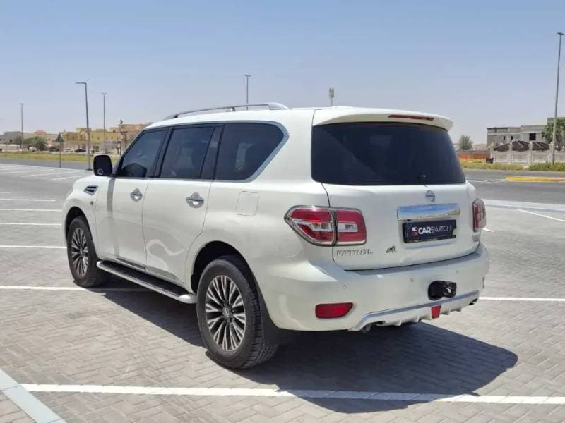 2017 Nissan Patrol thumbnail 7