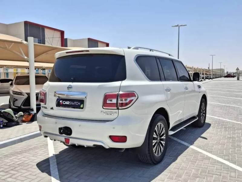 2017 Nissan Patrol thumbnail 5