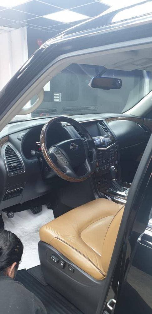 2016 Nissan Patrol thumbnail 4