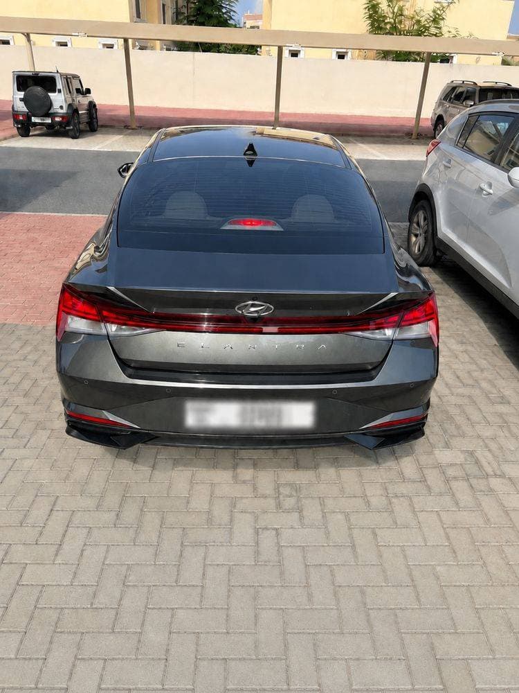 2023 Hyundai Elantra thumbnail 5