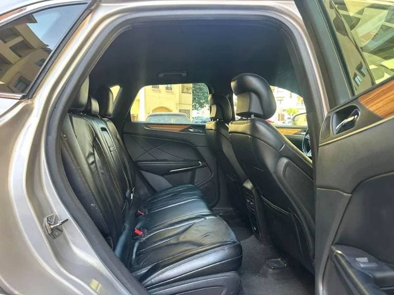 2015 Lincoln MKC thumbnail 4
