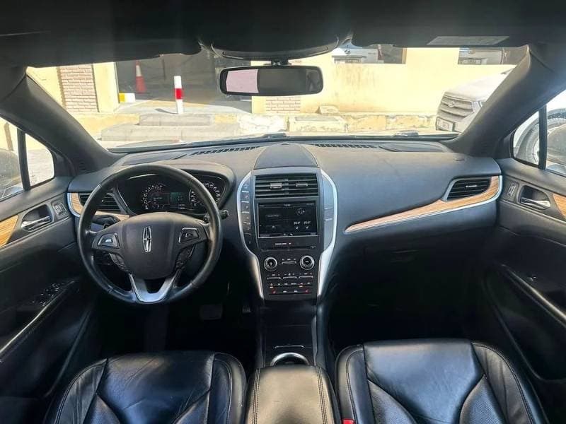 2015 Lincoln MKC thumbnail 3