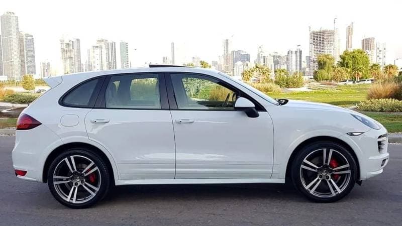 2014 Porsche Cayenne thumbnail 3