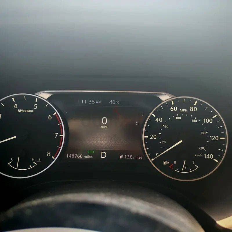 2021 Nissan Rogue thumbnail 3