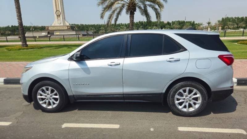 2018 Chevrolet Equinox thumbnail 3