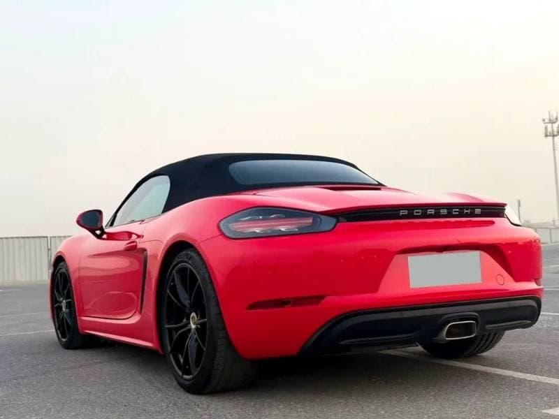 2021 Porsche 718 thumbnail 5