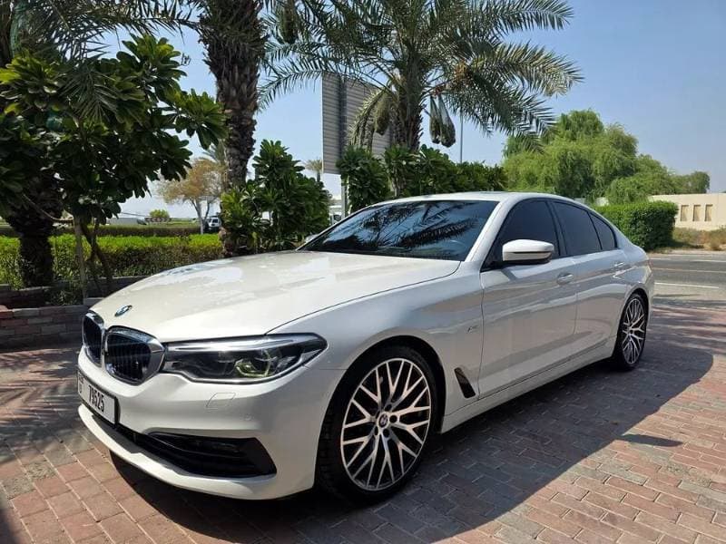 2017 BMW 5 Series thumbnail 3