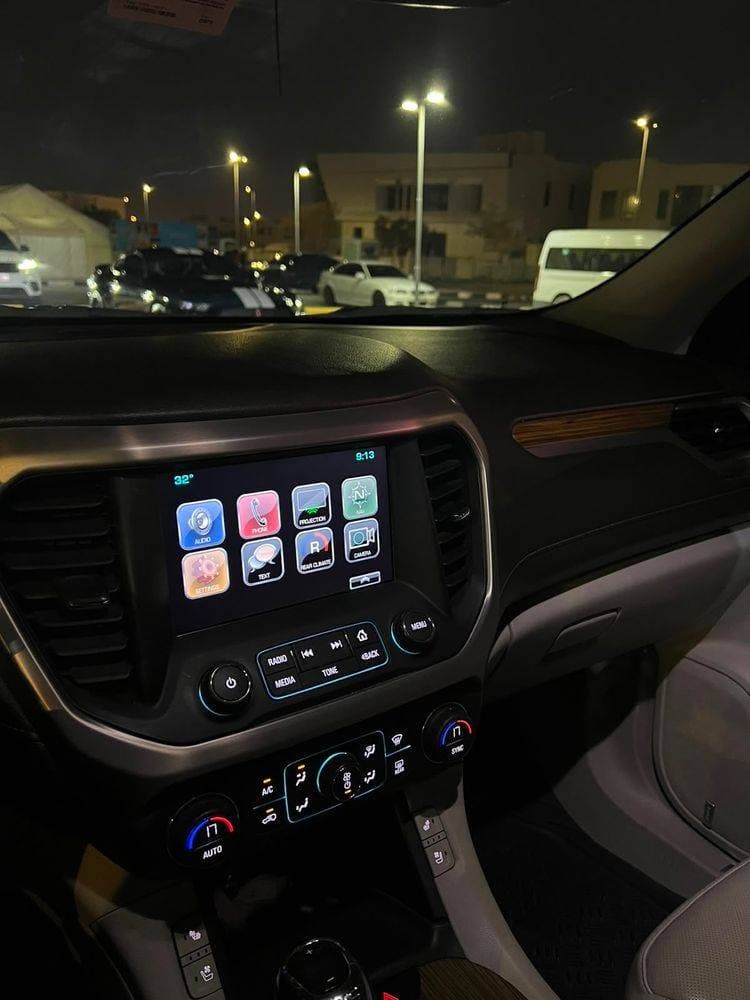 2017 GMC Acadia thumbnail 5