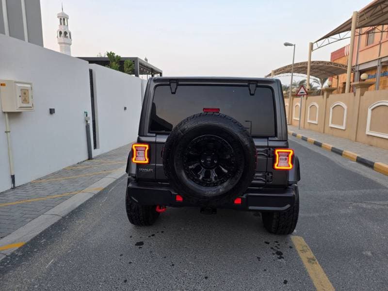 2023 Jeep Wrangler thumbnail 3
