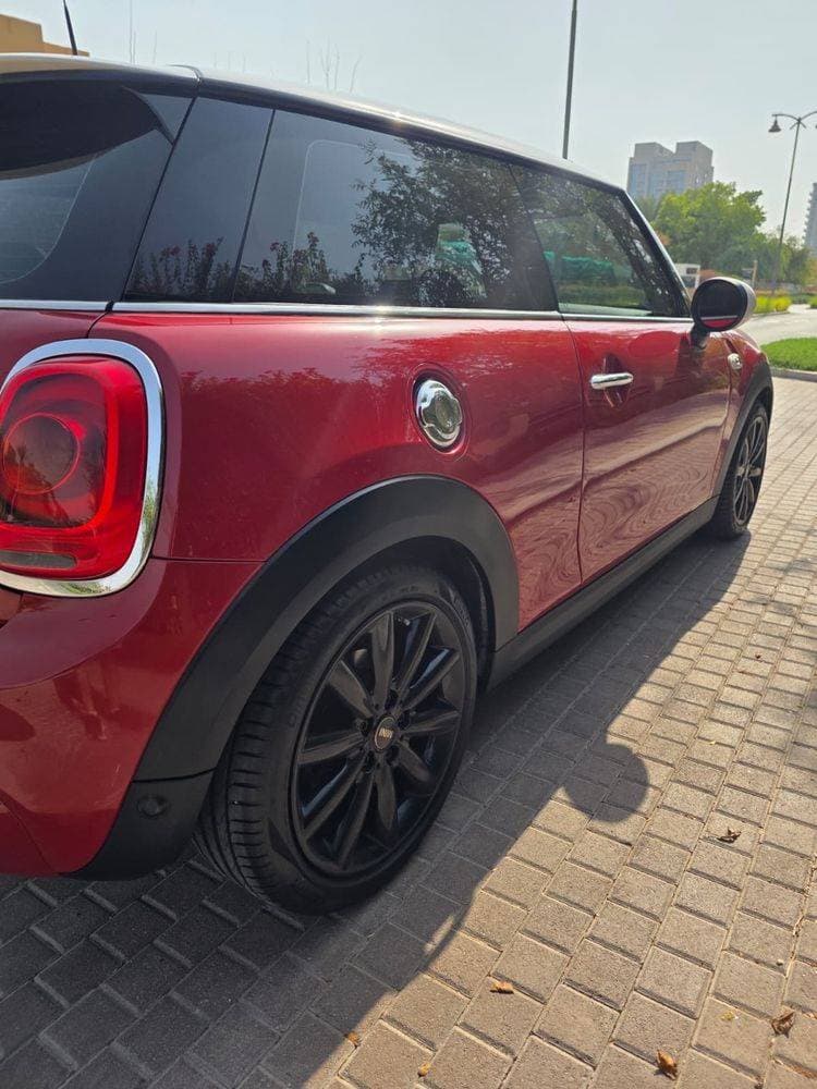 2017 Mini Cooper S Coupe thumbnail 3