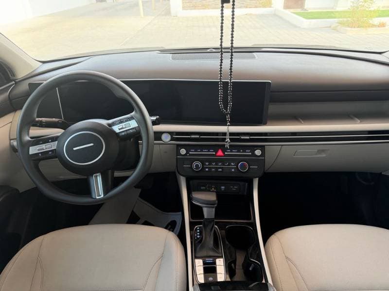 2025 Hyundai Tucson thumbnail 5