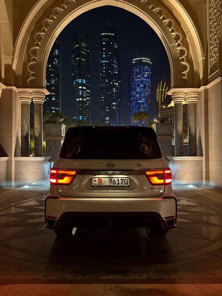 2022 Nissan Patrol thumbnail 4
