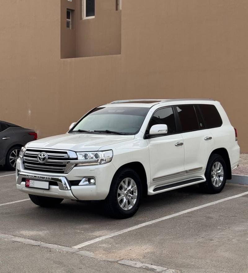 2017 Toyota Land Cruiser
