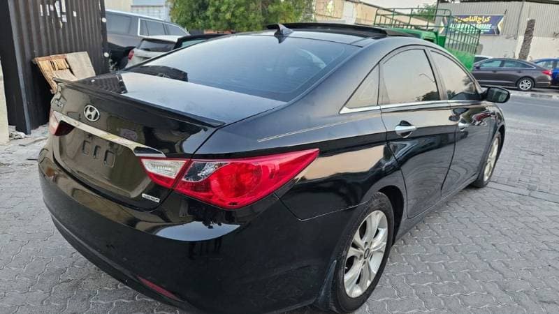 2012 Hyundai Sonata thumbnail 3
