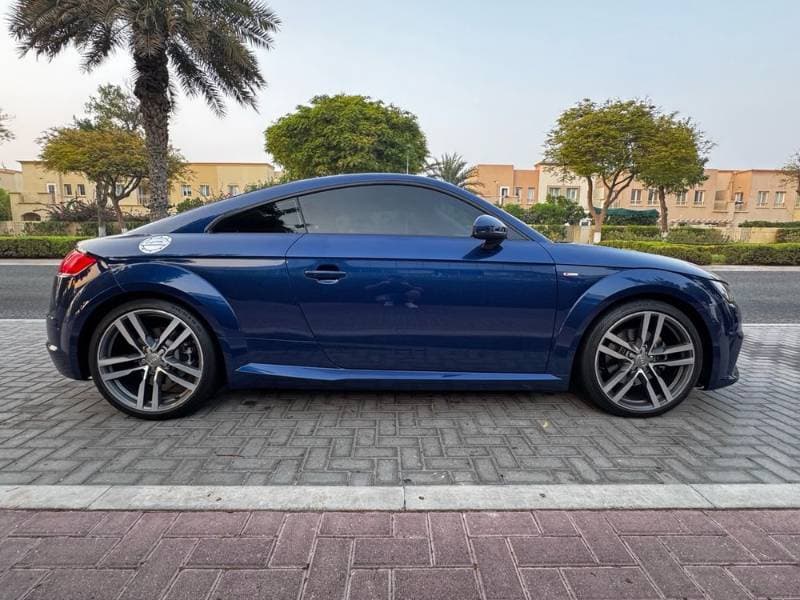 2016 Audi TT Coupe thumbnail 3