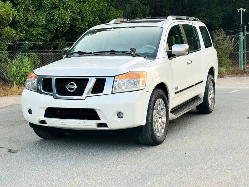 2015 Nissan Armada thumbnail 2