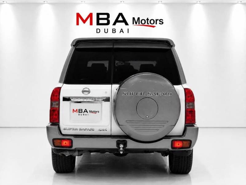 2019 Nissan Patrol thumbnail 5