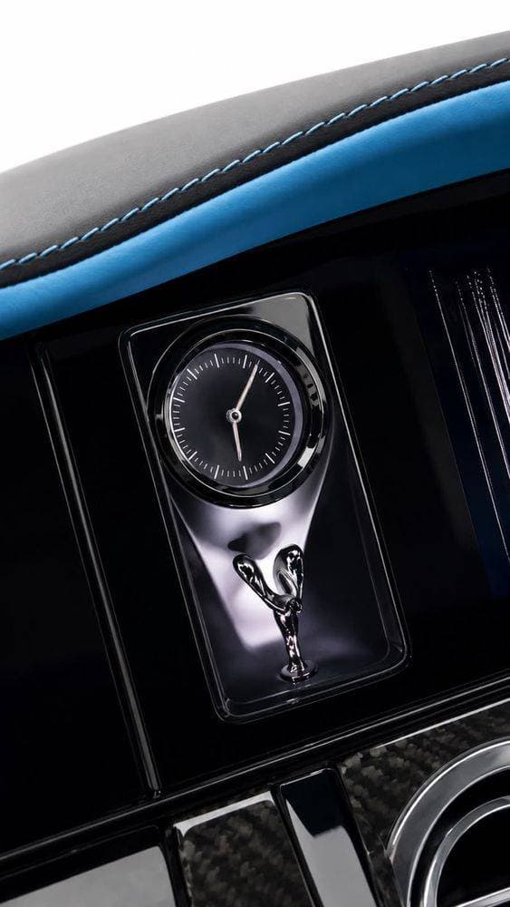 2025 Rolls Royce Cullinan thumbnail 6