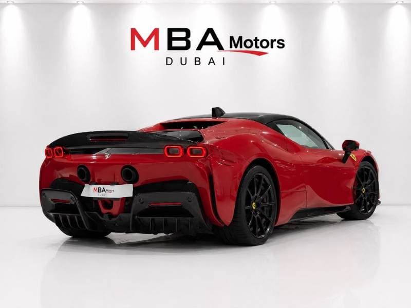 2021 Ferrari SF90 Stradale thumbnail 4